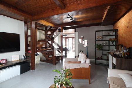 Sala de casa de condomínio à venda com 5 quartos, 216m² em Taquara, Rio de Janeiro