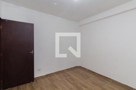 Quarto 1 de casa para alugar com 2 quartos, 60m² em Parque Santa Rita, São Paulo