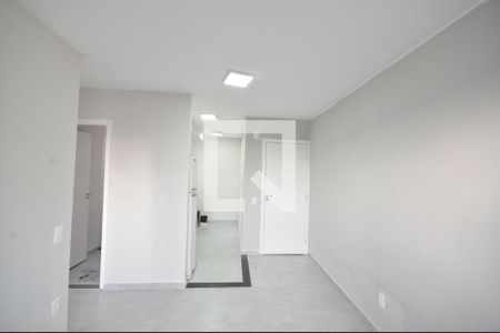 Sala de apartamento para alugar com 2 quartos, 45m² em Jardim Recanto Verde, São Paulo