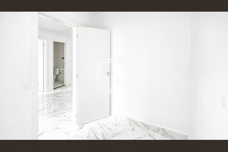 Quarto 1 de apartamento para alugar com 2 quartos, 34m² em Jardim Sabara, São Paulo