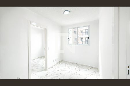 Sala de apartamento para alugar com 2 quartos, 34m² em Jardim Sabara, São Paulo