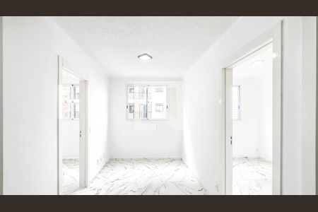 Sala de apartamento para alugar com 2 quartos, 34m² em Jardim Sabara, São Paulo