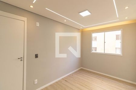 Sala/Cozinha/Área de Serviço  de apartamento para alugar com 2 quartos, 44m² em Jardim Helian, São Paulo