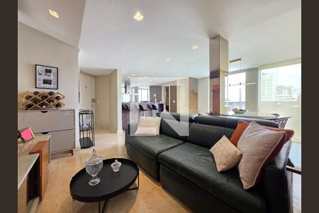 Sala de apartamento à venda com 3 quartos, 191m² em Santo Antônio, Belo Horizonte