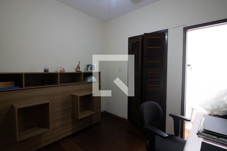Quarto 2 de casa à venda com 3 quartos, 135m² em Vila Salete, São Paulo
