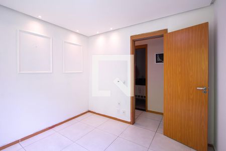 Quarto 1 de apartamento para alugar com 2 quartos, 55m² em Maria Paula, São Gonçalo