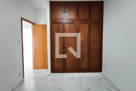 Quarto 1 de casa à venda com 3 quartos, 200m² em Jardim dos Oliveiras, Campinas