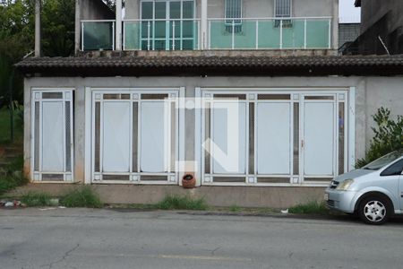 Casa de Condomínio para alugar com 4 quartos, 355m² em Jardim Rosalina, Cotia