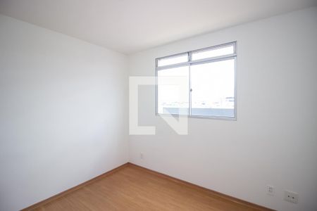 Quarto Suíte de apartamento para alugar com 3 quartos, 74m² em Cabral, Contagem