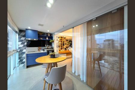 Varanda de apartamento para alugar com 2 quartos, 129m² em Vila Olímpia, São Paulo