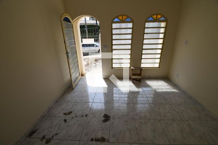 Sala de casa para alugar com 2 quartos, 143m² em Jardim Sao Rafael, Campinas