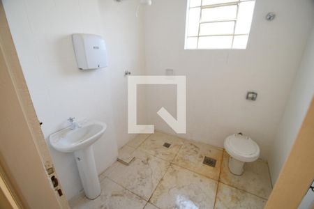 Banheiro de casa para alugar com 2 quartos, 143m² em Jardim Sao Rafael, Campinas