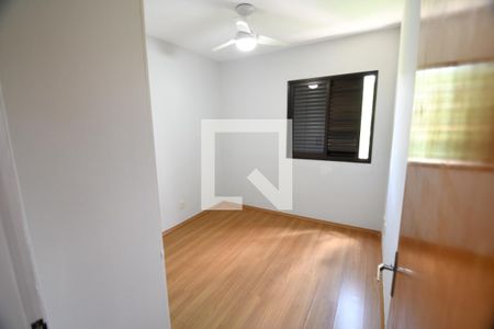 Quarto 1 de apartamento para alugar com 3 quartos, 75m² em Vila Guararapes, Campinas