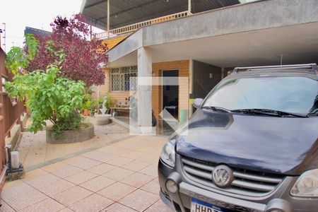 Entrada da Casa de casa à venda com 3 quartos, 568m² em Calafate, Belo Horizonte
