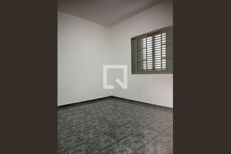 Casa para alugar com 3 quartos, 250m² em Jardim Ismenia, São José dos Campos