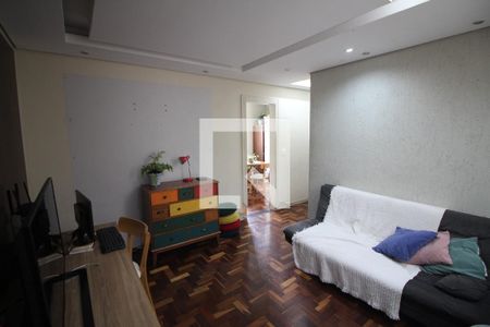 Sala de apartamento para alugar com 2 quartos, 90m² em Jardim Riacho das Pedras, Contagem
