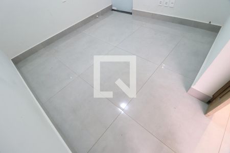 Quarto 1 - Suíte de casa de condomínio para alugar com 3 quartos, 170m² em Morada da Colina, Uberlândia