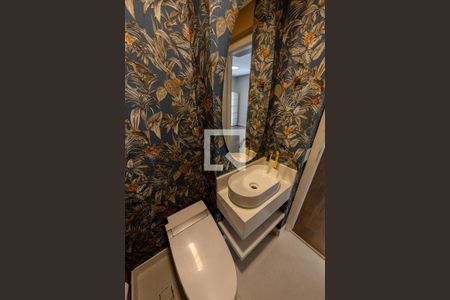 Lavabo de apartamento à venda com 3 quartos, 105m² em Jardim Tupanci, Barueri