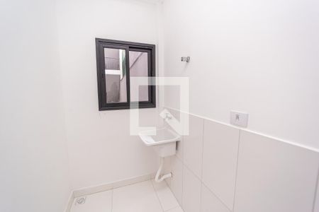 Cozinha e Área de Serviço de apartamento para alugar com 2 quartos, 48m² em Vila Sao Geraldo, São Paulo