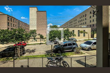 Vista da Sala/Cozinha de apartamento para alugar com 2 quartos, 53m² em Vila Natal, São Paulo