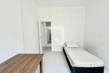 Quarto 1 de apartamento à venda com 3 quartos, 100m² em Copacabana, Rio de Janeiro