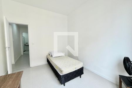 Quarto 1 de apartamento à venda com 3 quartos, 100m² em Copacabana, Rio de Janeiro