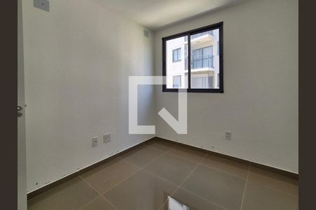 Quarto  de apartamento para alugar com 2 quartos, 56m² em Recreio dos Bandeirantes, Rio de Janeiro