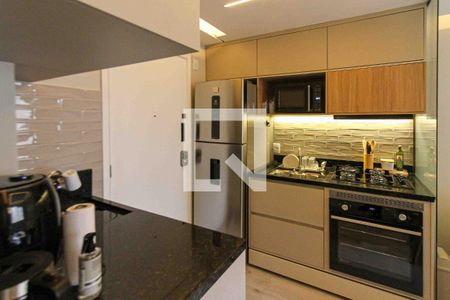 Cozinha e Área de Serviço de apartamento à venda com 2 quartos, 33m² em Vila Graciosa, São Paulo