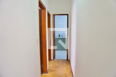 Corredor de apartamento para alugar com 2 quartos, 100m² em Santa Lúcia, Belo Horizonte