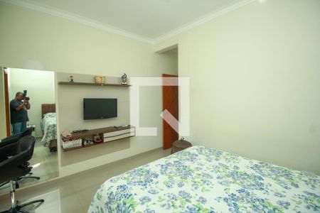 Suíte de casa à venda com 4 quartos, 170m² em Vila Curuçá, Santo André