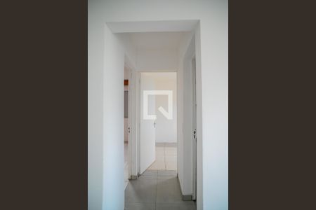 Corredor de apartamento para alugar com 2 quartos, 52m² em Jardim Celeste, São Paulo