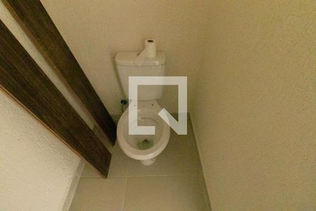 Lavabo de casa de condomínio para alugar com 3 quartos, 120m² em Santa Quiteria, Curitiba