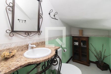 Lavabo de casa à venda com 4 quartos, 250m² em Nonoai, Porto Alegre