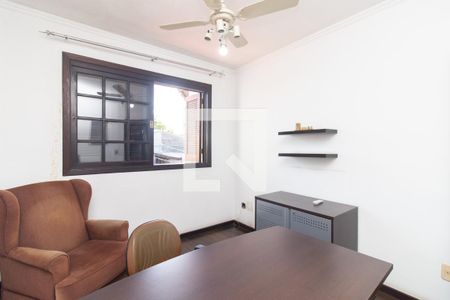 Escritório de casa à venda com 4 quartos, 250m² em Nonoai, Porto Alegre