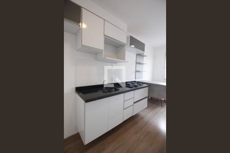 Sala / Cozinha / Área de Serviço de apartamento para alugar com 1 quarto, 25m² em Vila Nova das Belezas, São Paulo