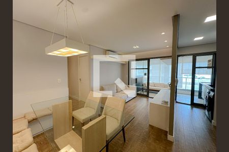 Sala/Cozinha de apartamento à venda com 2 quartos, 72m² em Barra Funda, São Paulo