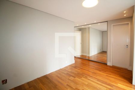 Apartamento à venda com 3 quartos, 158m² em Cerqueira César, São Paulo