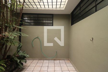 Jardim de inverno  de casa para alugar com 4 quartos, 250m² em Jardim Macedo, Ribeirão Preto
