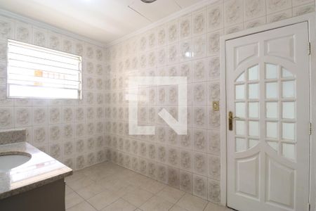 Banheiro de casa para alugar com 1 quarto, 60m² em Lapa, São Paulo