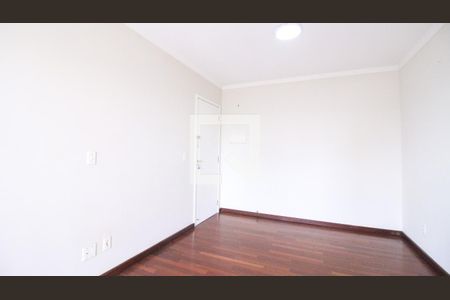 Sala de apartamento para alugar com 2 quartos, 50m² em Jardim Três Marias, São Paulo
