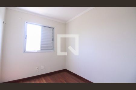 Quarto 1 de apartamento para alugar com 2 quartos, 50m² em Jardim Três Marias, São Paulo