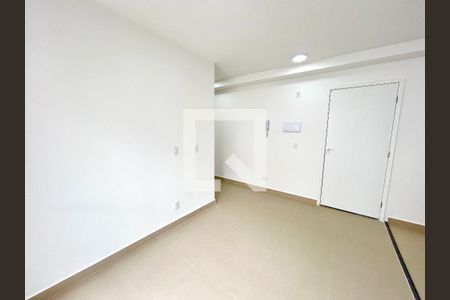 Sala de apartamento para alugar com 2 quartos, 43m² em Bonsucesso, Guarulhos