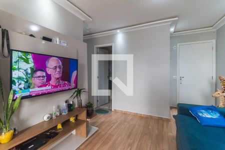 Sala de apartamento para alugar com 2 quartos, 48m² em Conjunto Habitacional Bras Cubas, Mogi das Cruzes