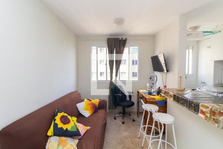 Sala de apartamento para alugar com 2 quartos, 40m² em Jardim Helian, São Paulo