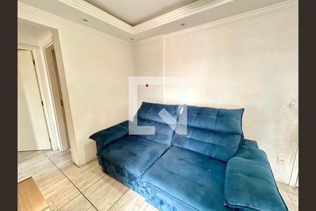 Sala de apartamento para alugar com 2 quartos, 58m² em Vila das Palmeiras, Guarulhos