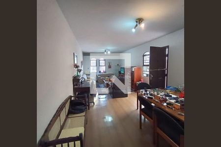 Casa à venda com 3 quartos, 179m² em Parque Sao Domingos, São Paulo