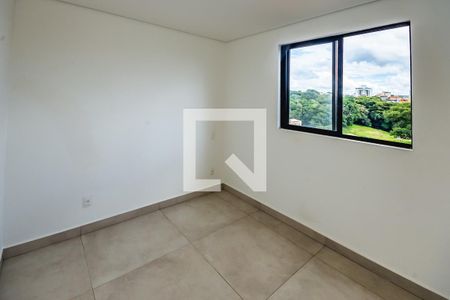 Apartamento para alugar com 3 quartos, 122m² em Planalto, Belo Horizonte