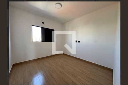 Casa à venda com 3 quartos, 166m² em Vila Roque, São Paulo