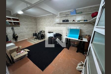 Casa à venda com 3 quartos, 238m² em Vila Albertina, São Paulo