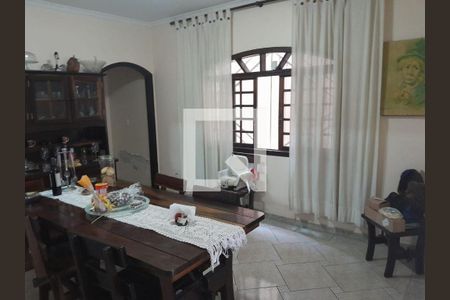 Casa à venda com 3 quartos, 238m² em Vila Bancaria Munhoz, São Paulo